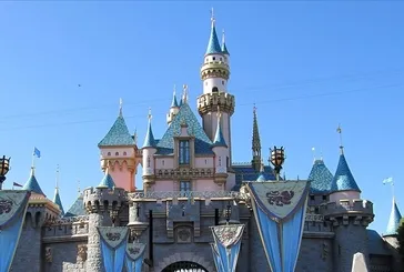 Eğlence devi Walt Disney'den yeni tema park!