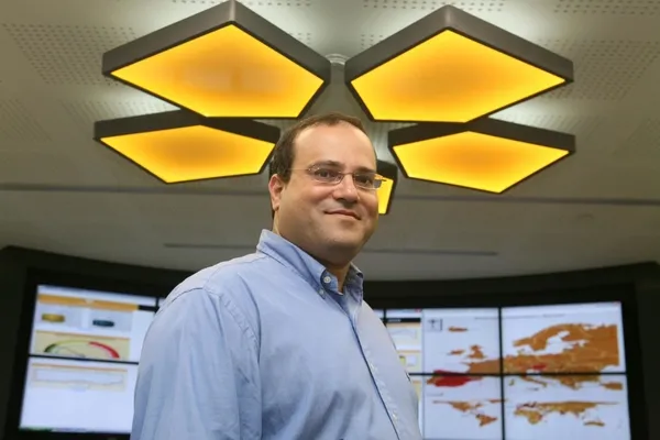 israil-istihbaratindan-personel-alan-seytan-dili-turkiyede-de-tespit-edildi-gazeteciler-ve-siyasetcileri-takip-ediyor-1633357483820.jpg İsrail istihbaratından personel alan "Şeytan Dili" Türkiye'de de tespit edildi! Gazeteciler ve siyasetçileri takip ediyor-7