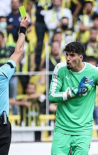 Erman Toroğlu'ndan 'Altay Bayındır' yorumu: "Yaptığı iş şımarıklık ve ukalalık, havaya giriyor hemen"