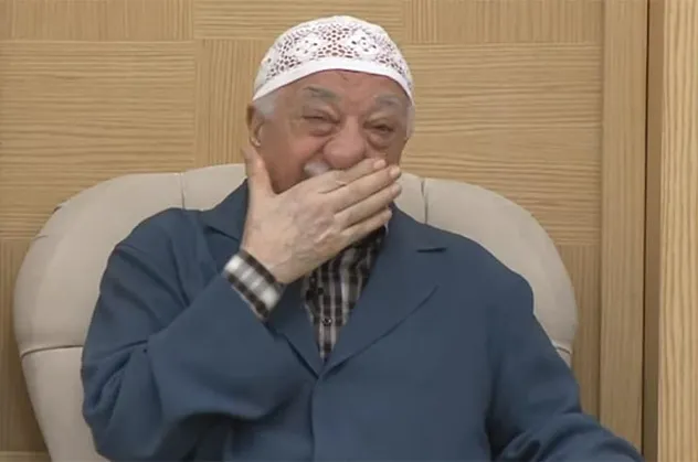 FETÖ'de taciz tecavüz çarkı! Örgüt üyeleri birbirine düştü ifşa skandalı patladı: Elebaşından icazet ve Al-i Heyet'in sapıklığı