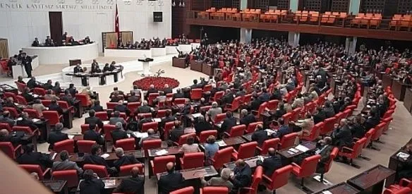 Türkiye, Kadınlara Yönelik Şiddet ve Aile İçi Şiddetin Önlenmesi ve Bunlarla Mücadeleye İlişkin Avrupa Konseyi Sözleşmesi'ni parlamentosunda onaylayan ilk ülke oldu