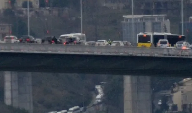 Son dakika: 15 Temmuz Şehitler Köprüsü'nde şüpheli paket alarmı-2