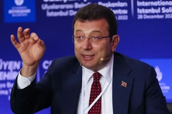 yine-imamoglu-yine-skandal-chpli-ibb-baskani-ekrem-imamoglunun-korumalari-vatandasi-darp-etti-1693407797043.jpeg Yine İmamoğlu yine skandal! CHP'li İBB Başkanı Ekrem İmamoğlu'nun korumaları vatandaşı darp etti-2