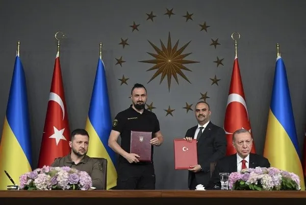 baskan-erdoganin-kritik-sozleri-tum-dunyada-yankilandi-nato-mesaji-dis-basinda-1688805750059.jpeg Başkan Erdoğan'ın kritik sözleri tüm dünyada yankılandı! NATO mesajı dış basında-2
