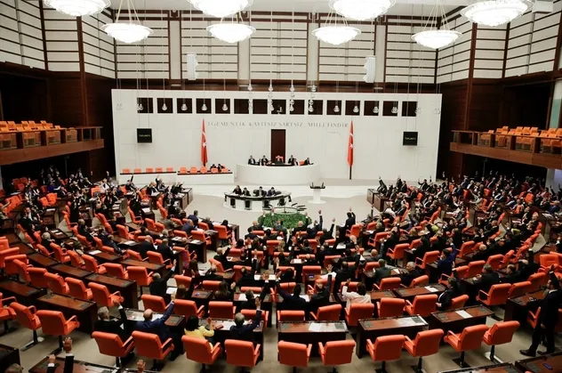 TBMM'de HDP hariç tüm partiler ABD'yi kınadı!