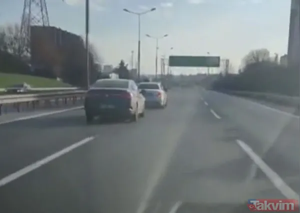 Trafikte akılalmaz görüntüler! Camdan sarkıp dehşet saçtı - 2