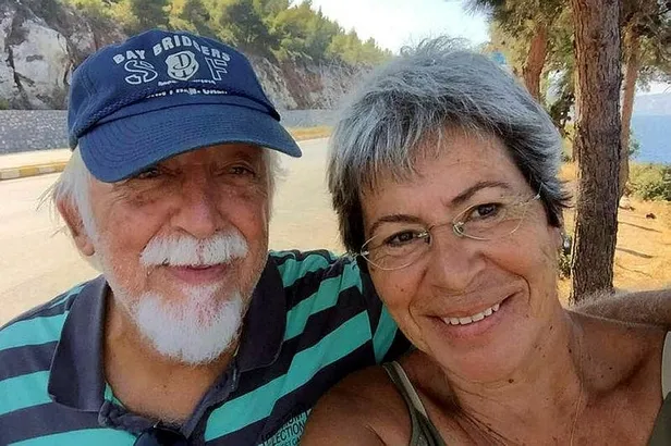 yesilcamin-aci-kaybi-oyuncu-ertug-koruyan-hayatini-kaybetti-1619369261564.jpeg Yeşilçam'ın acı kaybı! Oyuncu Ertuğ Koruyan hayatını kaybetti-3