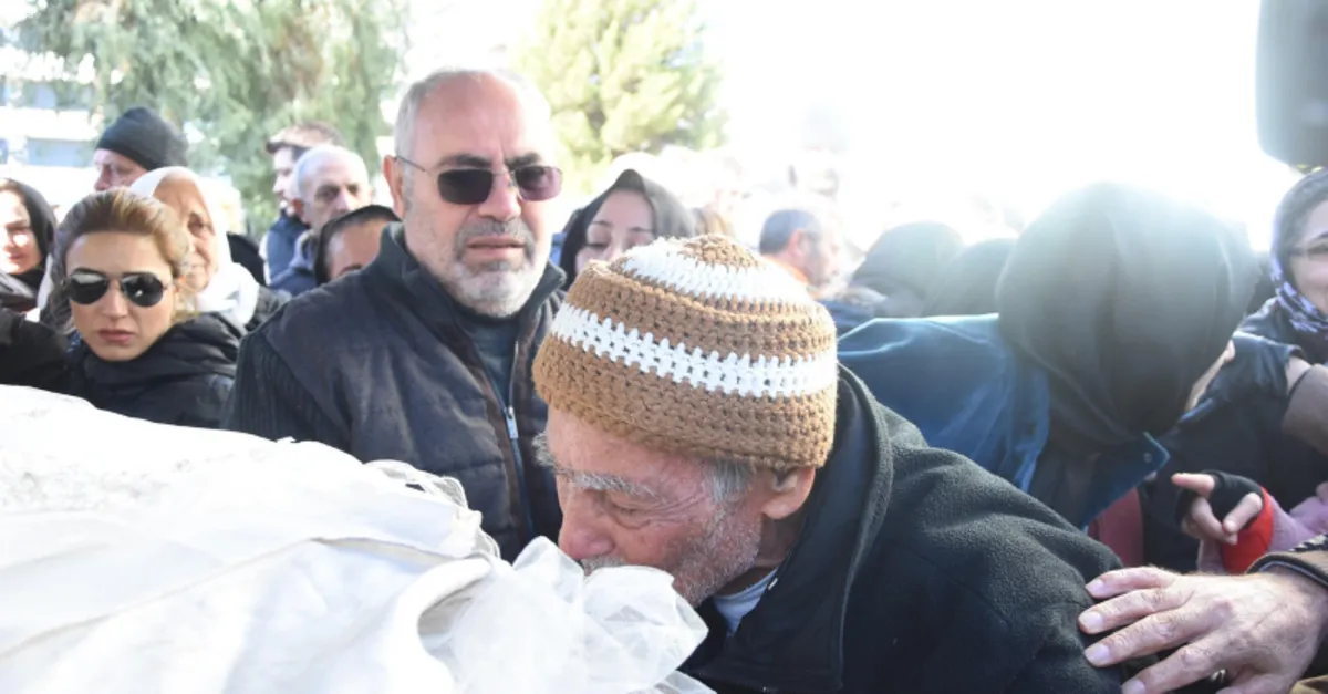 Uçak kazasında ölen Songül Bozkurt son yolculuğuna uğurlandı! Ablasının feryadı yürek dağladı: Gitme dedim, dinlemedin