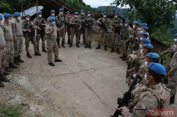 Jöh'ler Devredeydi Kayıp İkranur Tirsi'yi Arama Çalışmaları Bugün De Devam Etti. Bugünkü Çalışmalara Giresun Jandarma Özel Harekat (Jöh) Taburu'ndan 50 Kişilik...