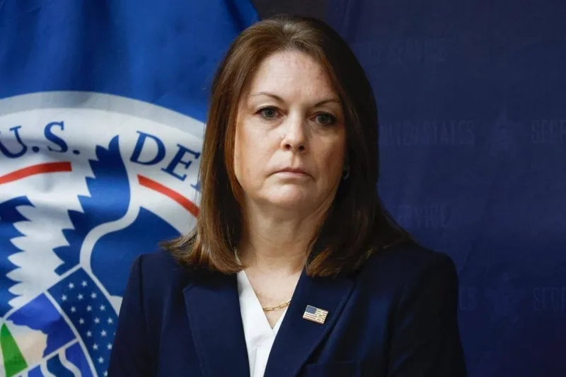 abd-gizli-servisi-donald-trumpa-duzenlenen-suikasti-itiraf-etti-kilit-isimden-flas-aciklama-en-buyuk-operasyon-1721662594835.jpeg ABD Gizli Servisi Donald Trump'a düzenlenen suikasti itiraf etti! Kilit isimden flaş açıklama: En büyük operasyonel başarısızlık-1