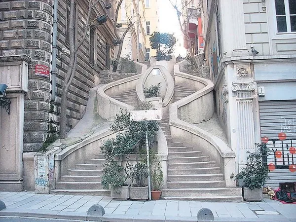 Kamondo Ailesi'nin yükselişi İstanbul'da banka kurmasıyla başladı: Ailenin kökleri ise Nazi kampında son buldu!-6