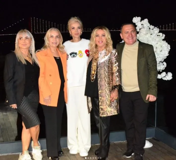 10-ayda-34-kilo-verdi-unlu-oryantal-tanyelinin-eski-hali-soke-ediyor-her-gun-bu-korkuyu-yasiyorum-1713450391737.jpg Ünlü oryantal Tanyeli 99 kilo haliyle şoke etti! 10 ayda 34 kilo verdi! "Zombi gibi olacağım..."-3