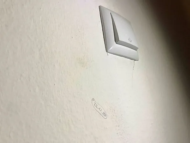 Mersin'de evlerin duvarlarına yazılan yazıların sırrı ortaya çıktı!-1