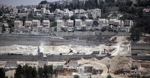 İsrail’den son 3 yılda Filistin’de yasa dışı 22 bin yerleşim birimine onay