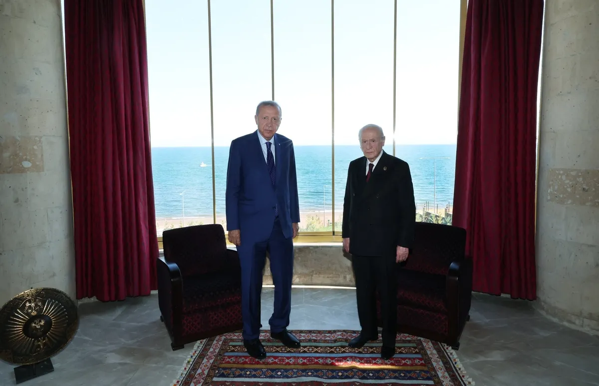 han-cadirinda-sohbet-devlet-bey-konaginda-zirve-1787664598288.jpeg Han çadırında sohbet Devlet Bey Konağı'nda zirve: Başkan Erdoğan ve Devlet Bahçeli Ahlat'ta görüştü-3