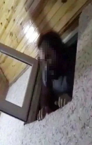 Denizli'de 4 FETÖ firarisi hücre evindeki gizli bölmede yakalandı! İşte o anlar...