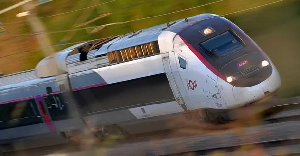 Fransa'da süresiz grev krizi! Demir yolu çalışanları 11 Aralık'tan itibaren işi bırakma kararı aldı