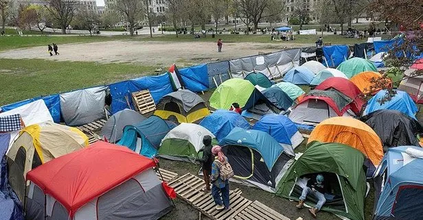 Kanada’daki McGill Üniversitesi öğrencileri Filistin’e destek kamp yerleşkesine çadır kurdu! Üniversiteden skandal girişim