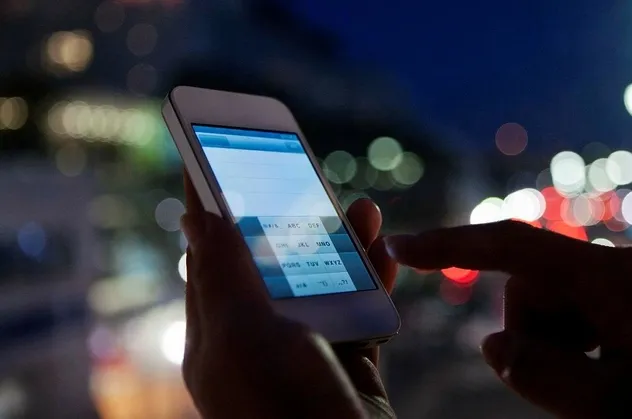 Yurt dışından cep telefonu getirenler dikkat! Resmi Gazete'de yayımlandı