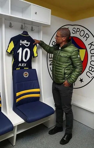 Alex de Souza'nın paylaşımı Fenerbahçe taraftarını heyecanlandırdı