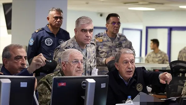 rusyadan-pence-kilic-operasyonu-aciklamasi-kremlin-suriyenin-kuzeyine-yonelik-harekat-turkiyenin-yasal-hakki-1669122899837.jpg Rusya'dan Pençe-Kılıç operasyonu açıklaması! Kremlin: Suriye’nin kuzeyine yönelik harekat Türkiye'nin yasal hakkı-6