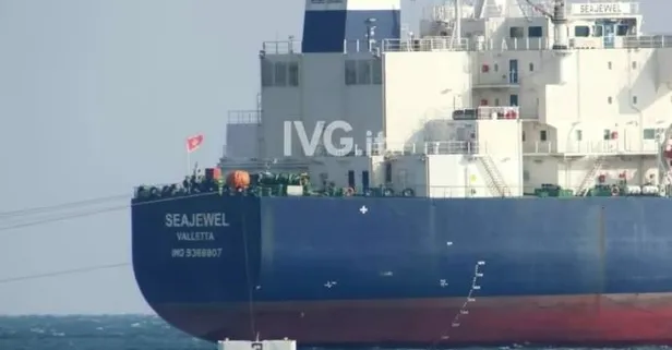 İtalya’da petrol tankerinde patlama! Rusya’dan Avrupa’ya petrol mü taşıyordu?