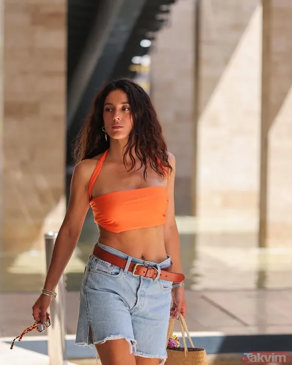 Cansu Tosun “O günü hiç unutmayacağım” deyip paylaştı! O sözler üzdü! Babası Serenay Sarıkaya’nın annesiyle yakalanmıştı... - 13