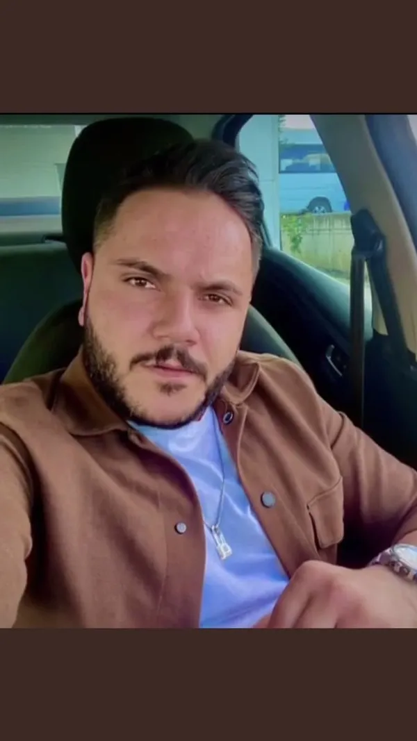 esine-son-bir-sans-verdi-dogum-gununden-bir-gun-sonra-olduruldu-intihar-susunu-polis-cozdu-solak-elli-kadin-sa-1645425037275.jpg Eşine son bir şans verdi! Doğum gününden bir gün sonra öldürüldü: İntihar süsünü polis çözdü solak elli kadın sağ eline silahı tutturdu-5