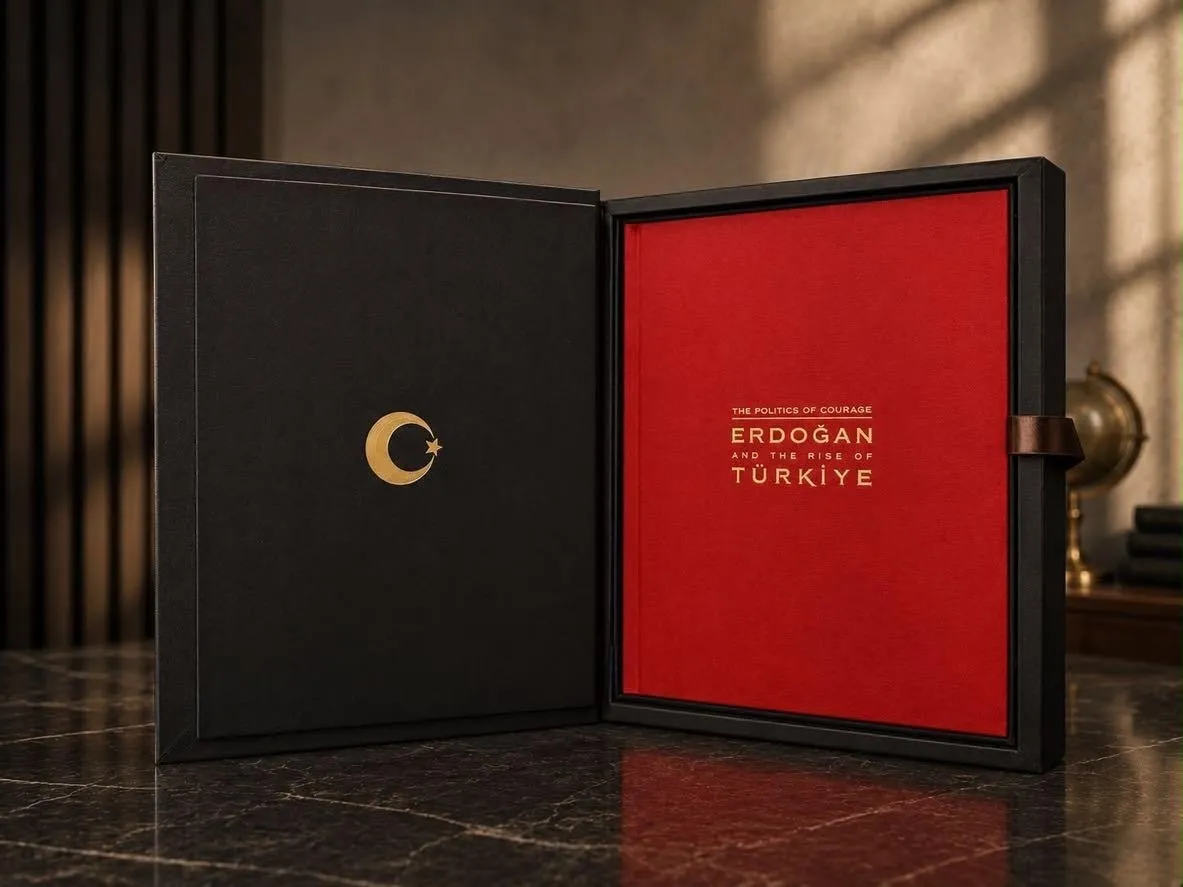 NATO liderlerine Başkan Erdoğan imzalı özel eser: “The Politics of Courage: Erdoğan and the Rise of Türkiye” hediye edildi-2