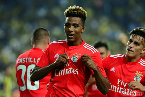 Fenerbahçeli Mesut Özil Google'da zirvede! 2021'in en çok aranan ve konuşulan ismi - 10