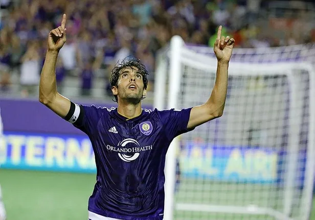 Milan’ın altın çocuğu Kaka! Müthiş bir performans sergiledi...-4