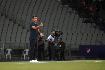 Giovanni van Bronckhorst: Oyuncularımla gurur duyuyorum