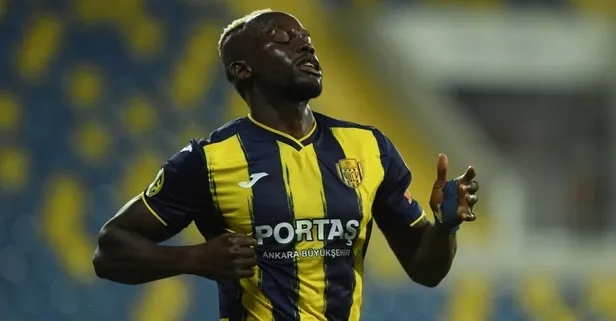 Fırtına Sowe'ye kancayı taktı! Diğer kulüpler de muhteşem bir sezon geçiren Gambiyalı golcünün peşinde...