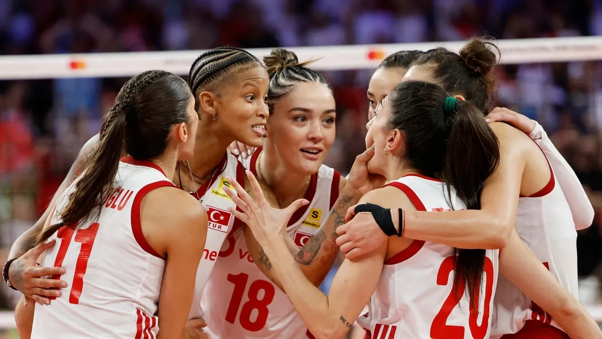 Filenin Sultanları yine Avrupa şampiyonu! Türkiye İtalya'yı 3-2 yendi