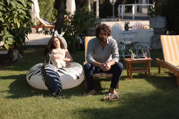 masumlar-apartmani-42-bolum-full-izle-trt1-masumlar-apartmani-son-bolum-izle-12-ekim-masumlar-apartmani-kesintisiz-tek-parca-izle-secenegi-1634049059112.jpg Masumlar Apartmanı 42. bölüm full izle! Han'ın eski nişanlısı Ceylan geri döndü, herkese bela oldu!-3