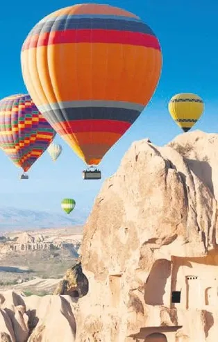 700 bin Çinli sıraya gırdı