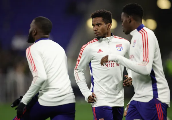 galatasarayda-rota-yine-lyon-bu-kez-hedef-orta-saha-1658407775837.jpg Galatasaray'da rota yine Lyon! Bu kez hedef orta saha-5