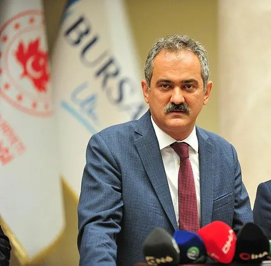 Bursa'daki dansöz rezaleti sonrası flaş karar: Okul-Aile Birliği Yönetmeliği'nde değişiklik yapıldı!-6