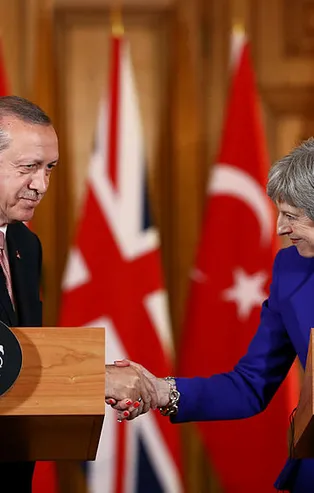 Akın İpek ve FETÖ'cü subaylar İngiltere'de köşeye sıkıştı