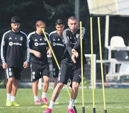 Necip Uysal, Ankaragücü karşısında ilk 11’de!