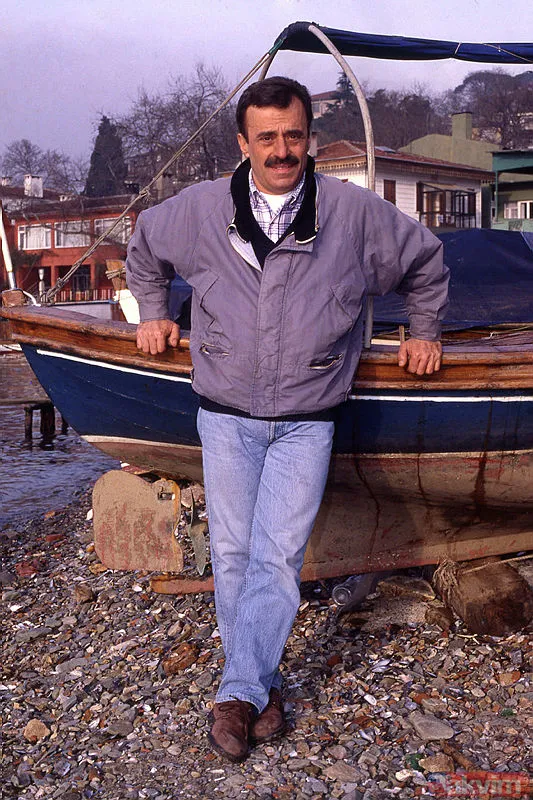 Yedi Bela Hüsnü’nün Cemal’i Şevket Altuğ’un eşi bakın hangi oyuncu çıktı! 53 yıl dile kolay! Süt Kardeşler’in yıldızıyla... - 5