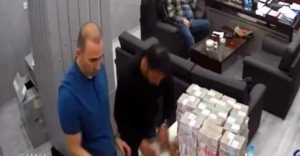 CHP'deki balya balya para skandalında yeni gelişme! Her taşın altından Özgür Karabat çıkıyor