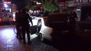 Aydın'da park halindeki otomobil küle döndü