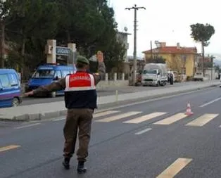 Diyarbakır’da bombalı araç alarmı!
