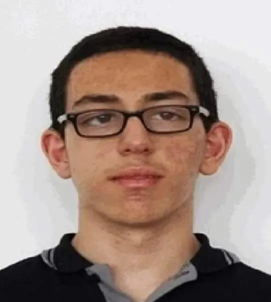 trabzonda-saganak-ve-firtina-kotu-haberleri-pesinde-getirdi-2-kisi-dev-dalgalara-kapildi-denize-dusen-6-asker-1701105554951.jpeg Trabzon'da sağanak ve fırtına kötü haberleri peşinde getirdi | 2 kişi dev dalgalara kapıldı! Denize düşen 6 asker son anda kurtarıldı-5