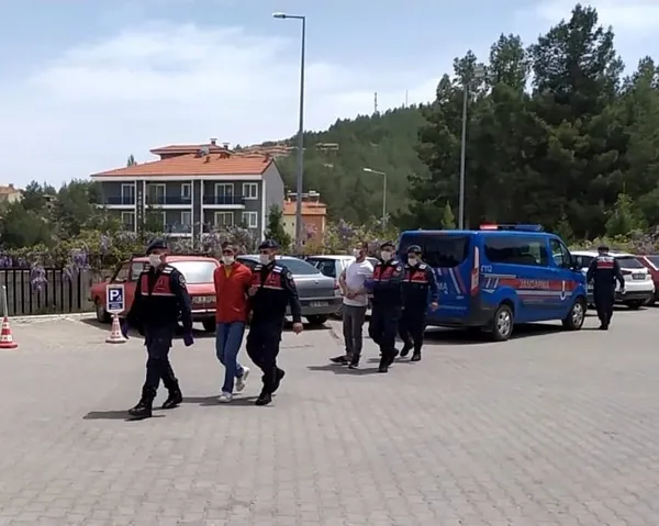 denizlide-yasli-insanlari-hedef-alan-dolandirici-kendisini-boyle-savundu-fakirlere-ulastirmak-icinfitrelerini-aldim-1620237135288.jpg