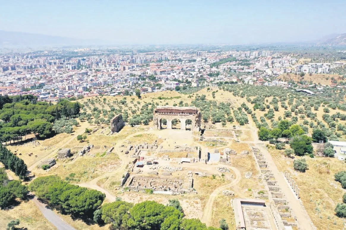 tarihi-kesif-1784251273954.jpeg Aydın'da 2 bin yıllık olimpik yüzme havuzu bulundu-3