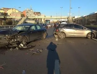 D-100’de feci kaza! Trafik kilitlendi