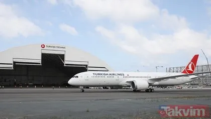 THY’nin ilk rüya uçağı Boeing 787-9 Dreamliner İstanbul’a iniş yaptı