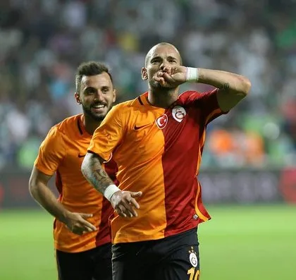 Galatasaray’la anlaştı, 4 transfer istedi